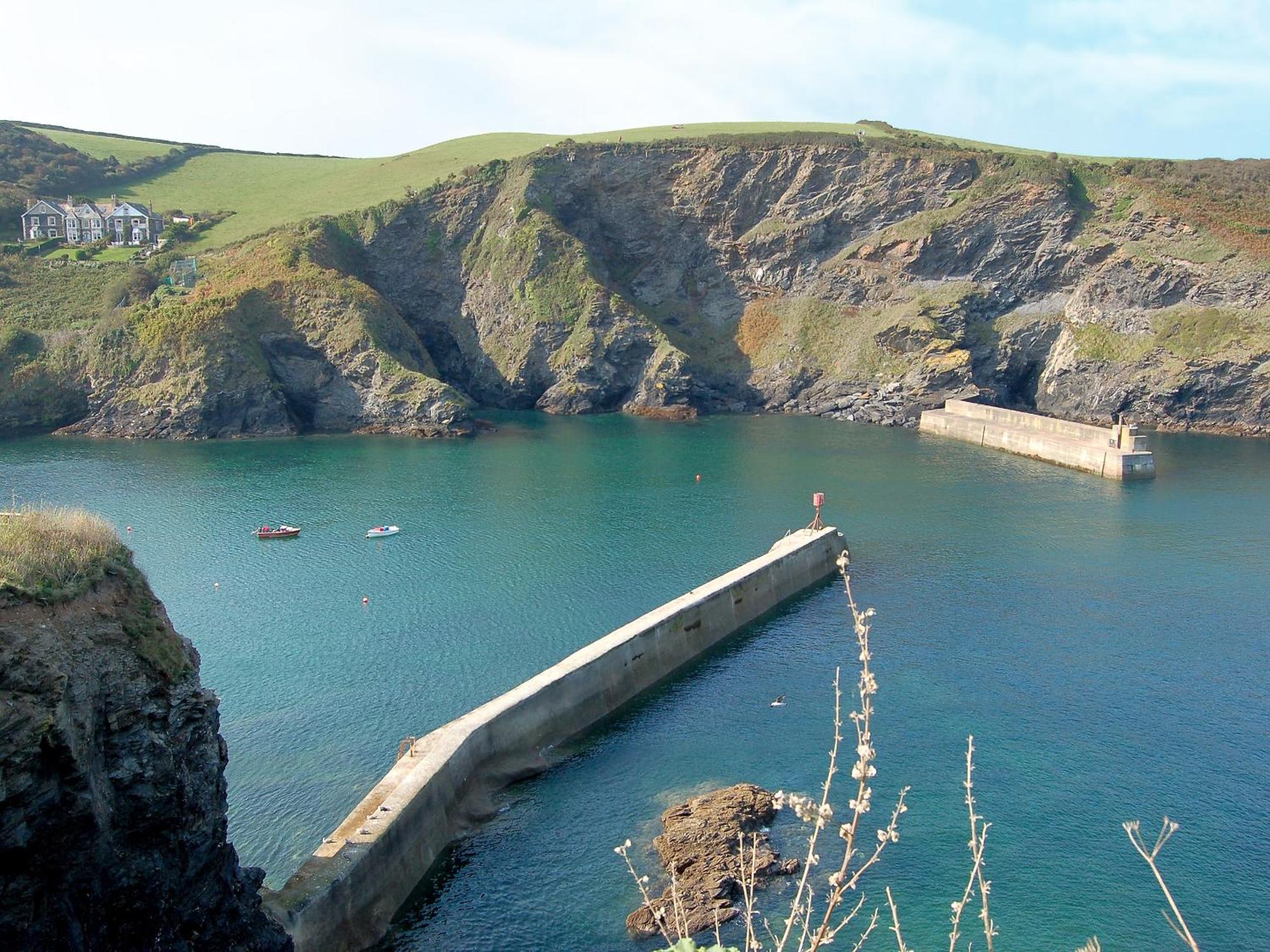 Knights Den Villa Port Isaac Bagian luar foto